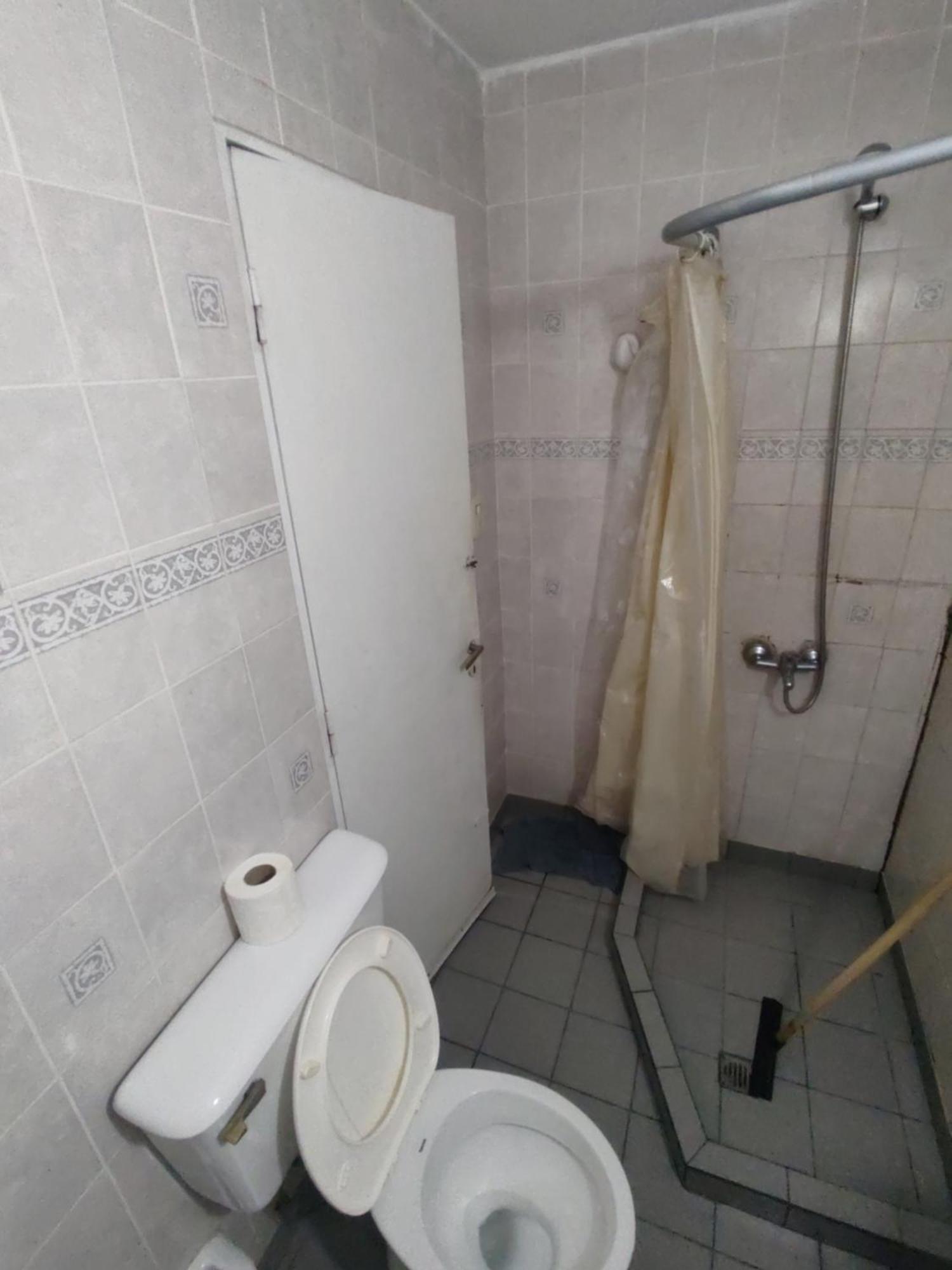 Vampaya Hostel *